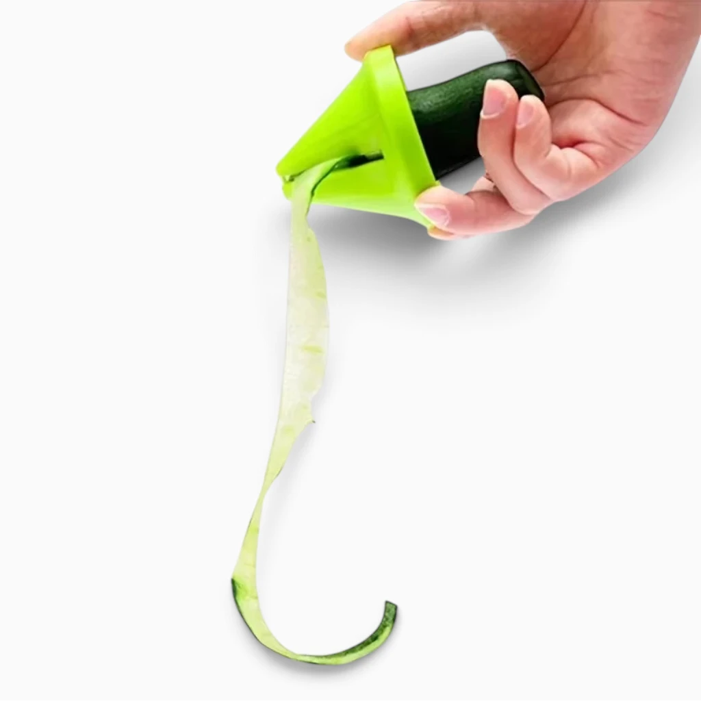 Éplucheur spirale compact vert et rouge pour cuisine quotidienne