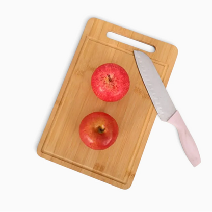 Grande planche de découpe en bois massif, préparation culinaire quotidienne