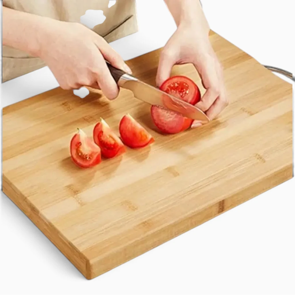 Planche durable en bambou, format spacieux pour tous les types de découpes