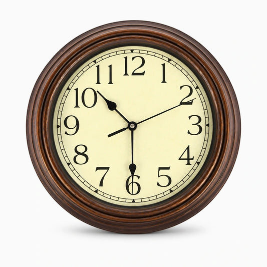 Horloge originale cuisine accrochée au mur, design épuré avec affichage clair de l'heure