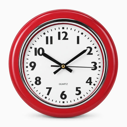 Horloge de cuisine vintage sur mur de cuisine moderne, format généreux pour lecture facile en toutes circonstances
