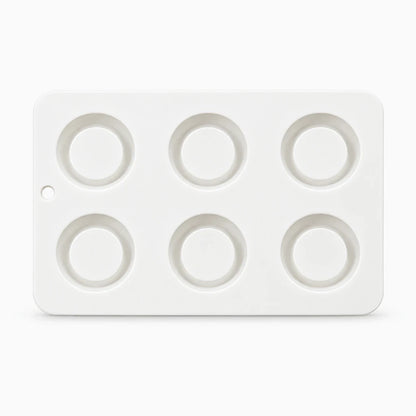 Moule en silicone souple facilitant le démoulage des gâteaux