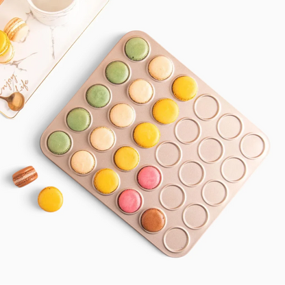 Moule cuisine avec 30 empreintes rondes pour macarons et biscuits