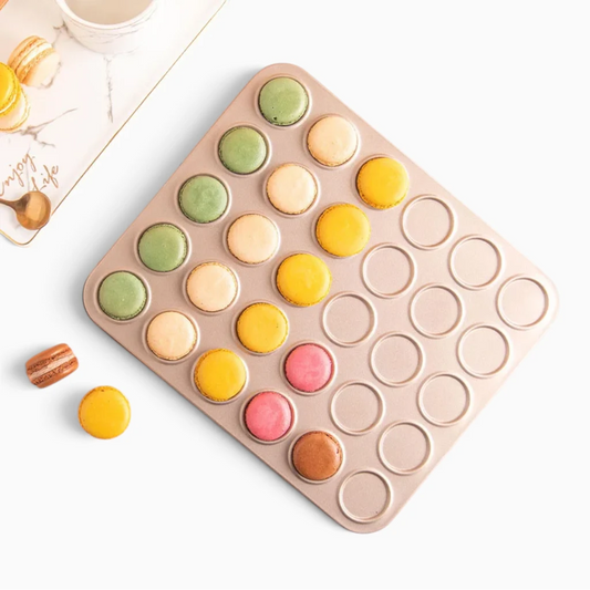 Moule cuisine avec 30 empreintes rondes pour macarons et biscuits