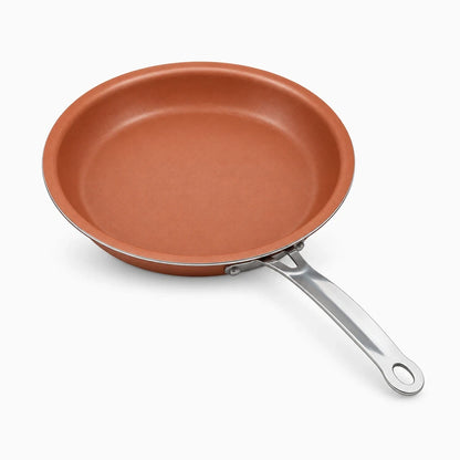 Poeles revetement ceramique à fond plat répartissant chaleur homogène pour cuisson maîtrisée
