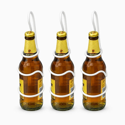 Support bouteilles cuisine intégré dans un tiroir, organisant les rangements de boissons